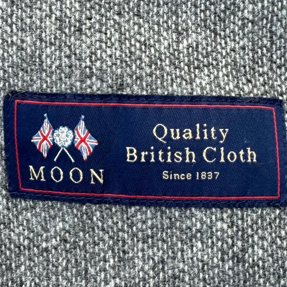 Men's Wallace and Barnes Knit Wool/Cashmere Blend 3-Button Sweater/Blazer - Picture 5 of 8